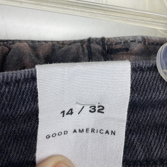 NEW Good American Black Denim Bombshell Cut Off Distressed Waist Shorts Sz 14 - Picture 5 of 17